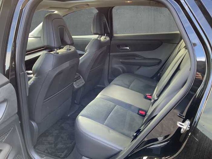 Nissan Ariya Evolve Pack e-4orce 87 kWh 4x4 El. Panodach Navi Leder digitales Cockpit Evolve Pack e-4orce 87 kWh 4x4 HUD El. Panodach Navi Leder digitales Cockpit