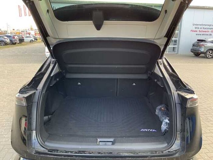 Nissan Ariya Evolve Pack e-4orce 87 kWh 4x4 El. Panodach Navi Leder digitales Cockpit Evolve Pack e-4orce 87 kWh 4x4 HUD El. Panodach Navi Leder digitales Cockpit