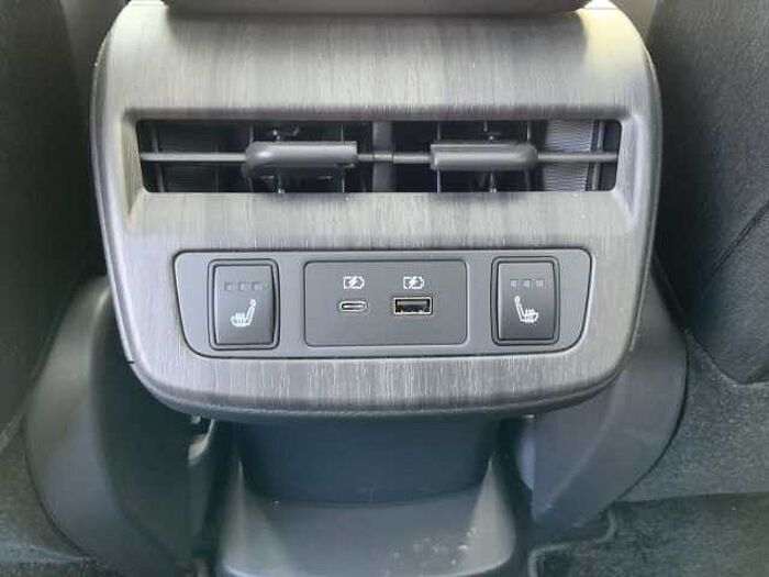 Nissan Ariya Evolve Pack e-4orce 87 kWh 4x4 El. Panodach Navi Leder digitales Cockpit Evolve Pack e-4orce 87 kWh 4x4 HUD El. Panodach Navi Leder digitales Cockpit