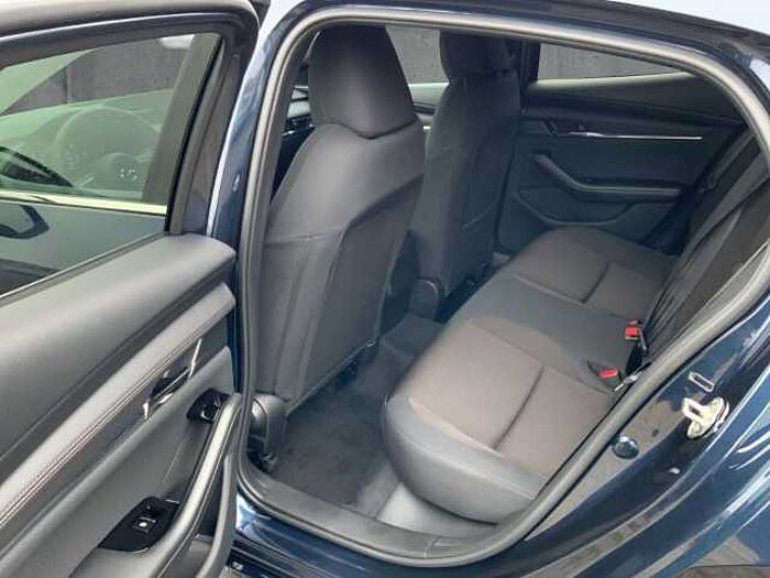 Mazda 3 5T 2.5 AT Exclusive-Line Matrix Bose 360 HUD 5T 2.5 AT Exclusive-Line Matrix Bose 360 HUD