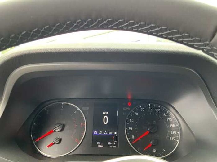 Nissan Primastar FlexVan Automatik Reisemobil Rollstuhltransportvorbereitung Navi LED A FlexVan 5-Sitzer Reisemobil L1H1