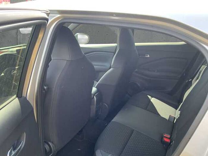 Nissan Juke Hybrid N-Connecta Winterpaket Navi LED Apple CarPlay Android Auto