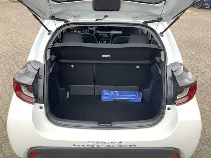 Mazda 2 Hybrid 1.5 AT Exclusive-Line