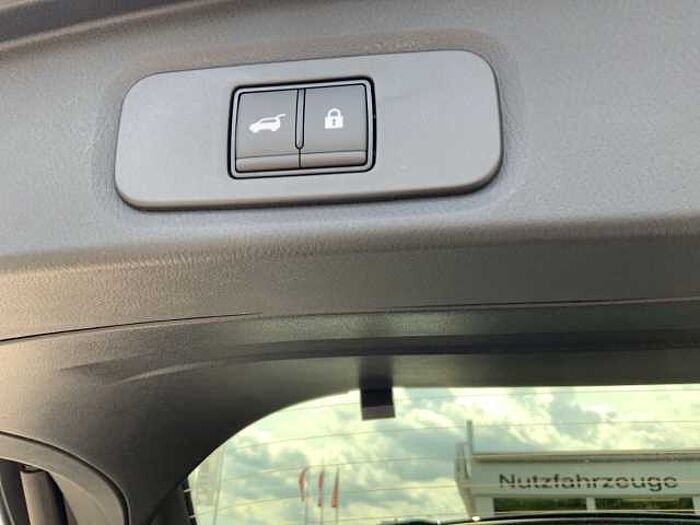 Nissan Qashqai N-Design 1.3 20'' Komfort Plus HUD Navi Leder Memory Sitze Digitales Coc