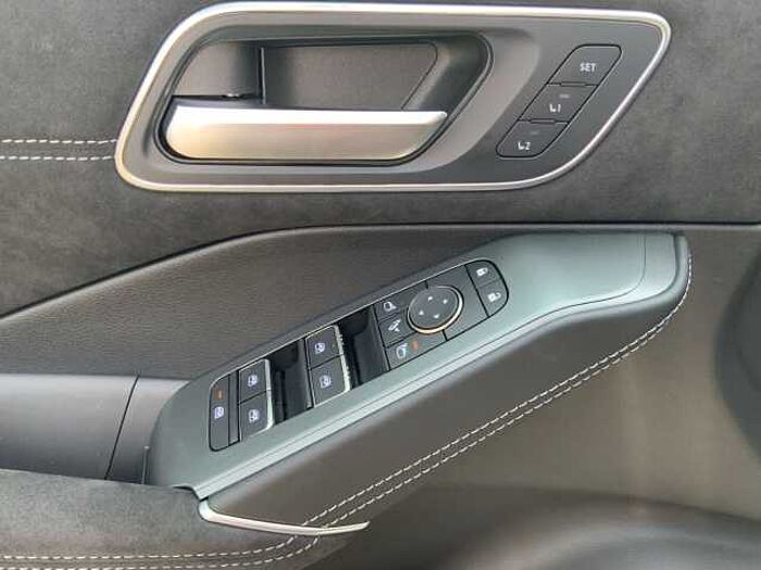 Nissan Qashqai N-Design 1.3 20'' Komfort Plus HUD Navi Leder Memory Sitze Digitales Coc