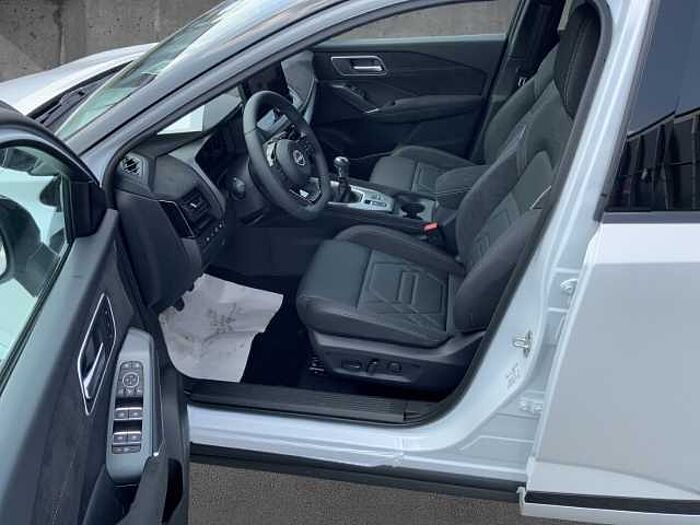 Nissan Qashqai N-Design 1.3 20'' Komfort Plus HUD Navi Leder Memory Sitze Digitales Coc