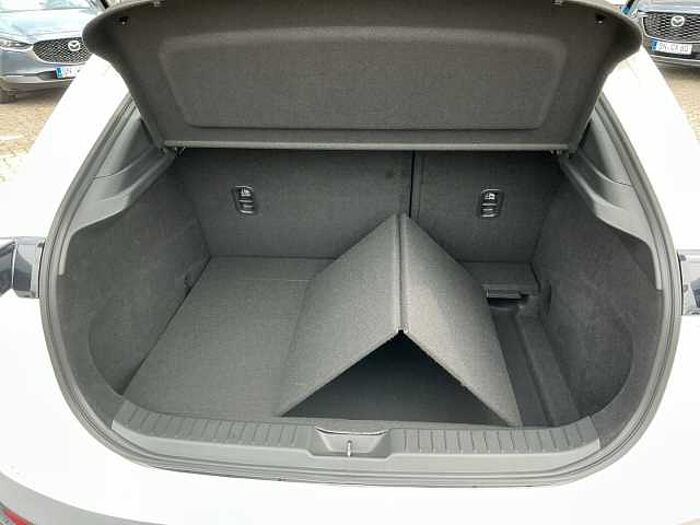 Mazda CX-30 2.5 AT Center-Line Navi LED HUD ACAA