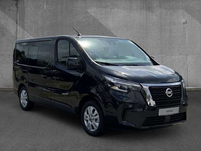 Nissan Primastar FlexVan Reisemobil Rollstuhltransportvorbereitung Navi LED Apple CarPl