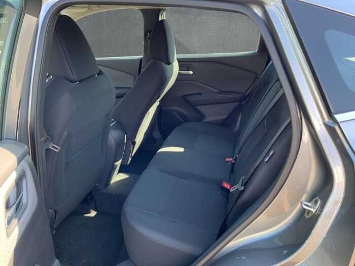 Nissan Qashqai Acenta 1.3 Winterpaket Navi 360°Kamera LED Apple CarPlay