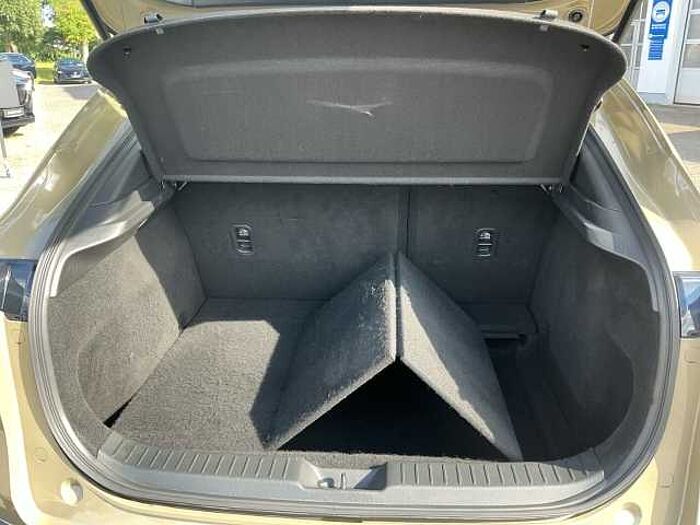 Mazda CX-30 2.0 AT Exclusive LED HUD Navi ACAA