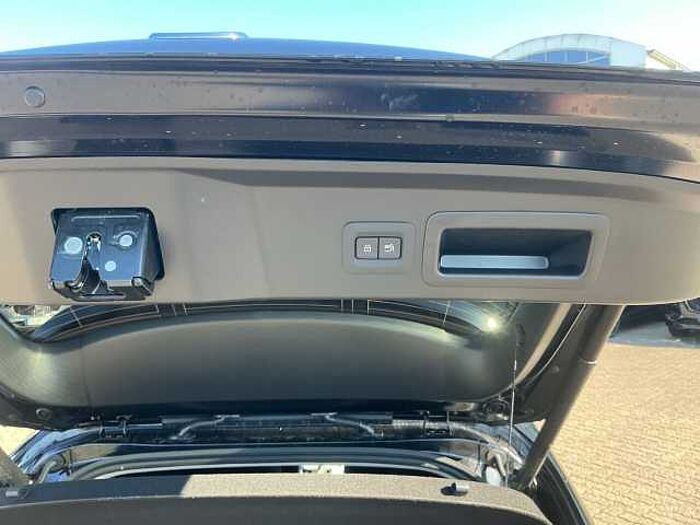 Mazda CX-30 2.5 AT Exclusive-Line MATRIX Bose 360 HUD