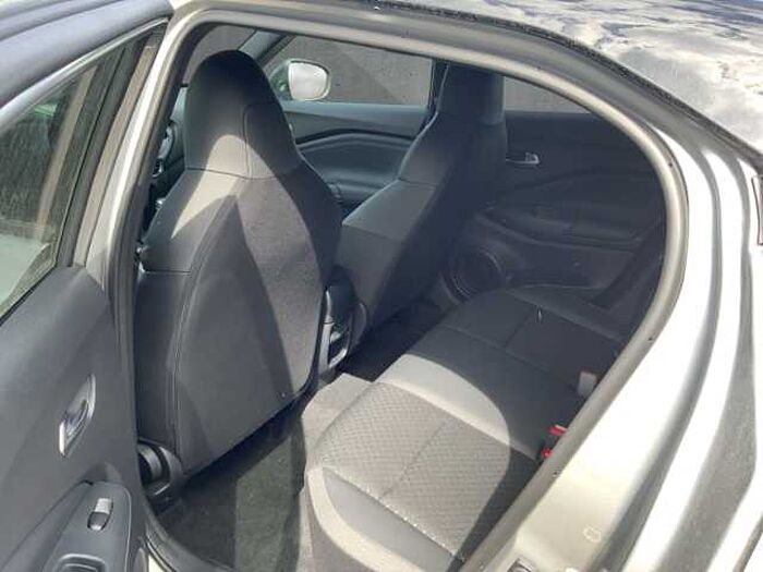 Nissan Juke N-Connecta Navi Digitales Cockpit Soundsystem LED Apple CarPlay