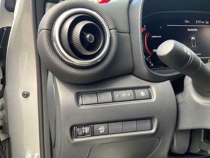 Nissan Juke N-Connecta Navi Digitales Cockpit Soundsystem LED Apple CarPlay