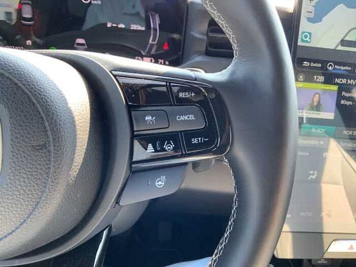 Honda e:Ny1 e Ny1 Advance Panorama Navi digitales Cockpit 360 Kamera LED ACC El. Heckk