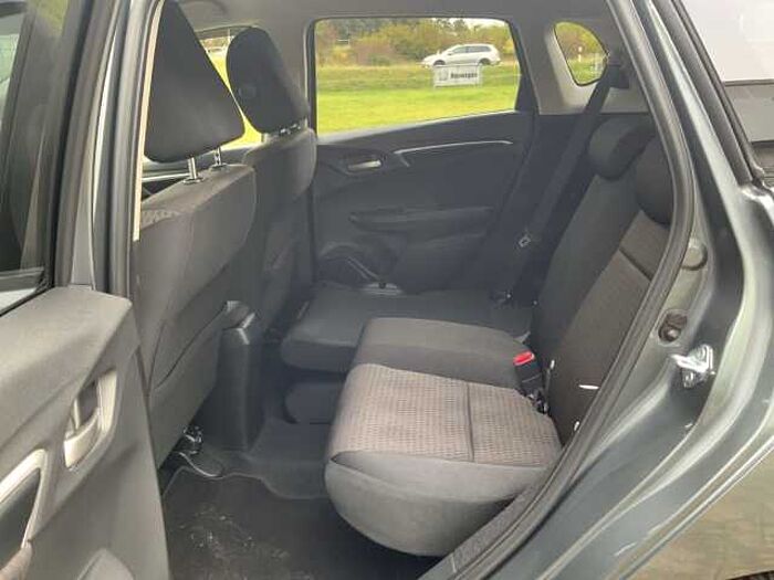 Honda Jazz CVT Elegance 1.3 Navi LED DAB Navi SHZ Keyless Entry Spurhalteass. AHZabne.