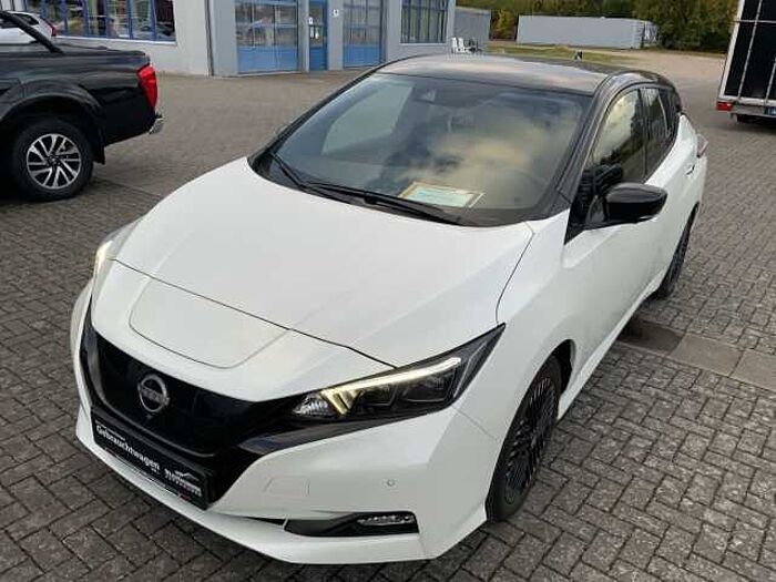 Nissan Leaf N-Connecta 40 kWh Navi 360 Kamera LED ACC Apple CarPlay Android Auto