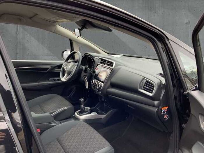 Honda Jazz 1.3 Comfort i-VTEC Navi DAB SHZ Spurhalteass. Fernlichtass. Verkehrszeichen