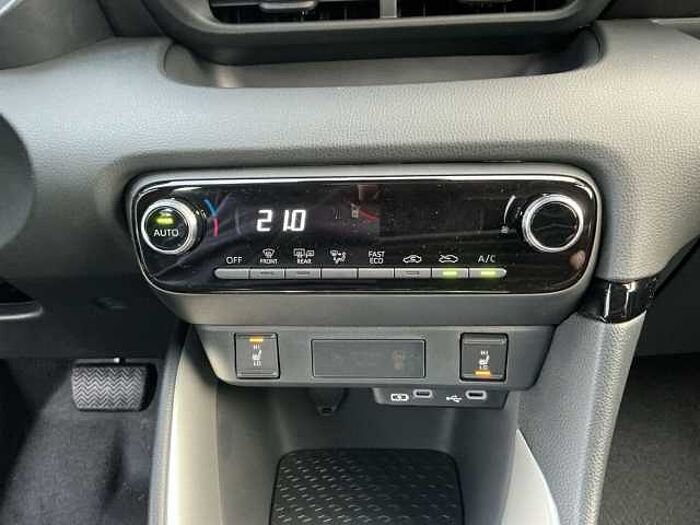 Mazda 2 Hybrid Centre-Line 1.5 AT Center-Line CAM SHZ DAB ACAA