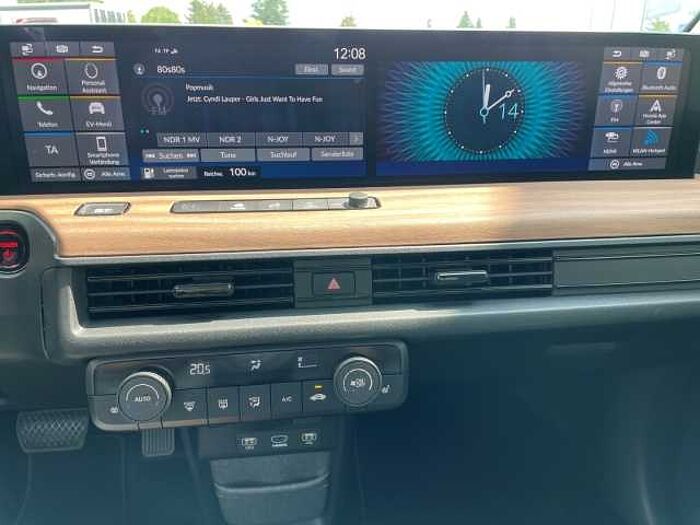 Honda e Advanc Park-Assistent Panorama Navi Soundsystem LED ACC Klimaautom DAB Ambient